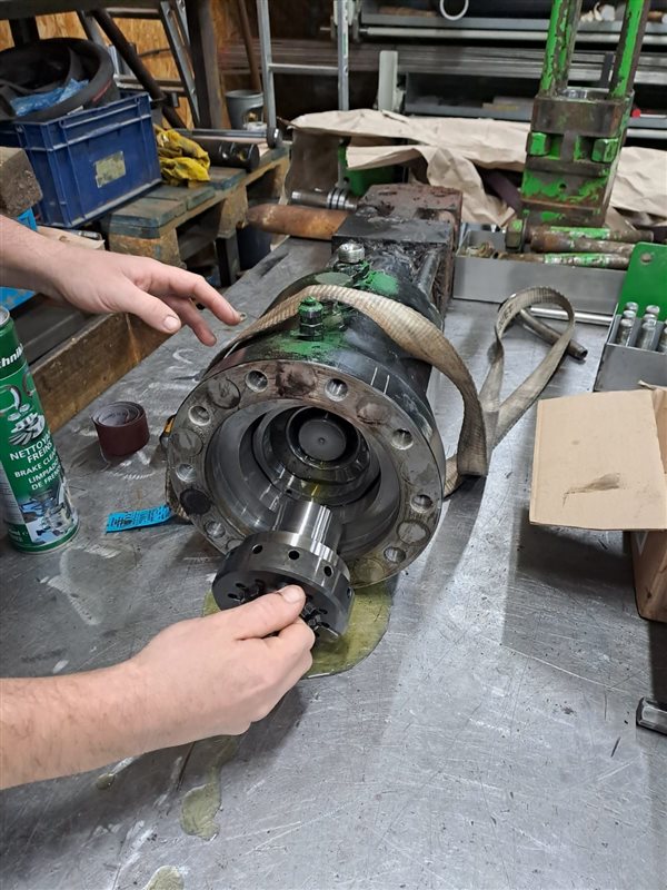 atelier réparation vérin hydraulique