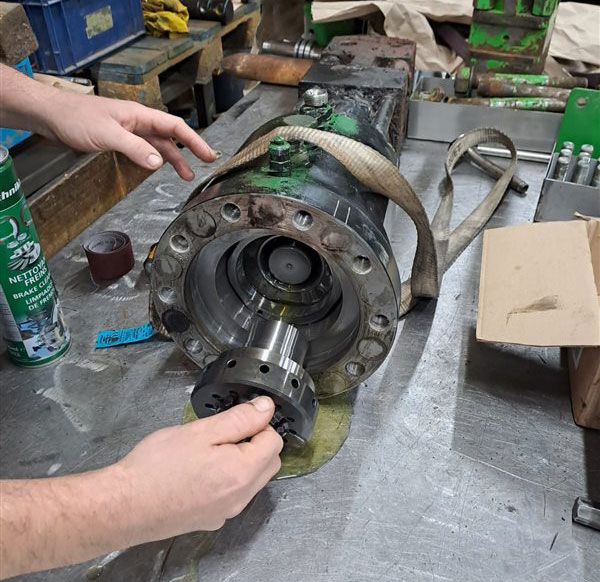 atelier réparation vérin hydraulique